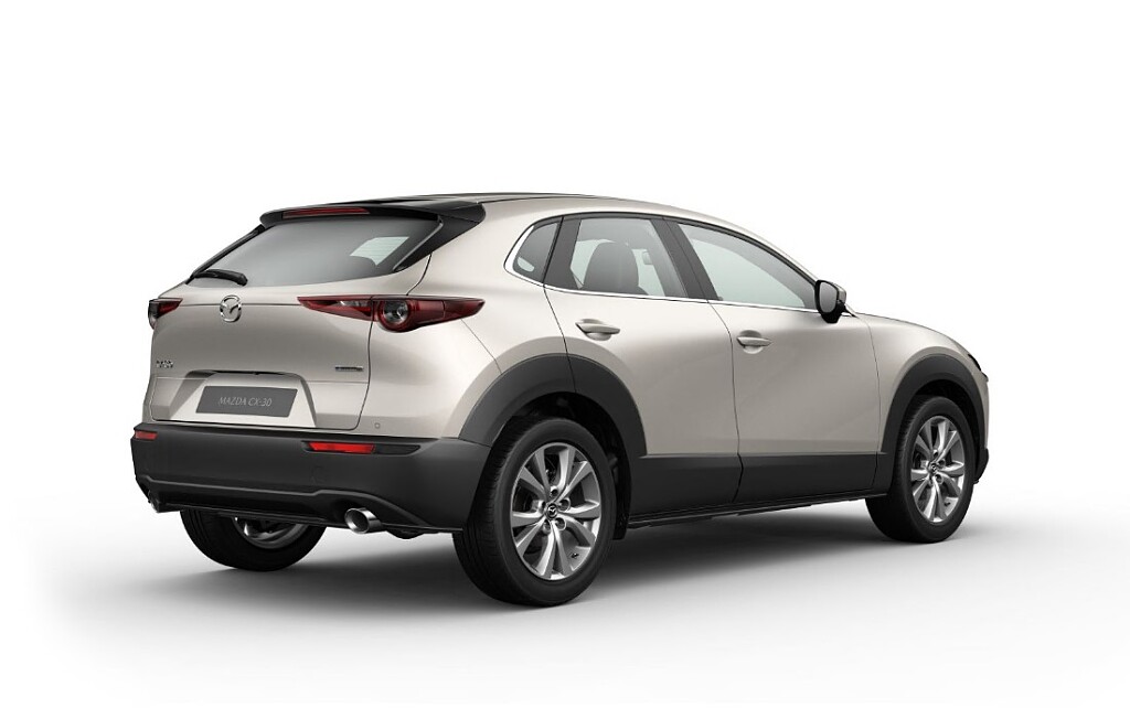 CX-30 centre-line - 47S narożnik.jpg