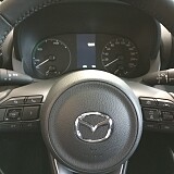 Mazda 2 Hybrid - Kolor Formal Red, zdjęcie 4