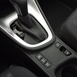 Mazda 2 Hybrid - Kolor Formal Red, zdjęcie 6