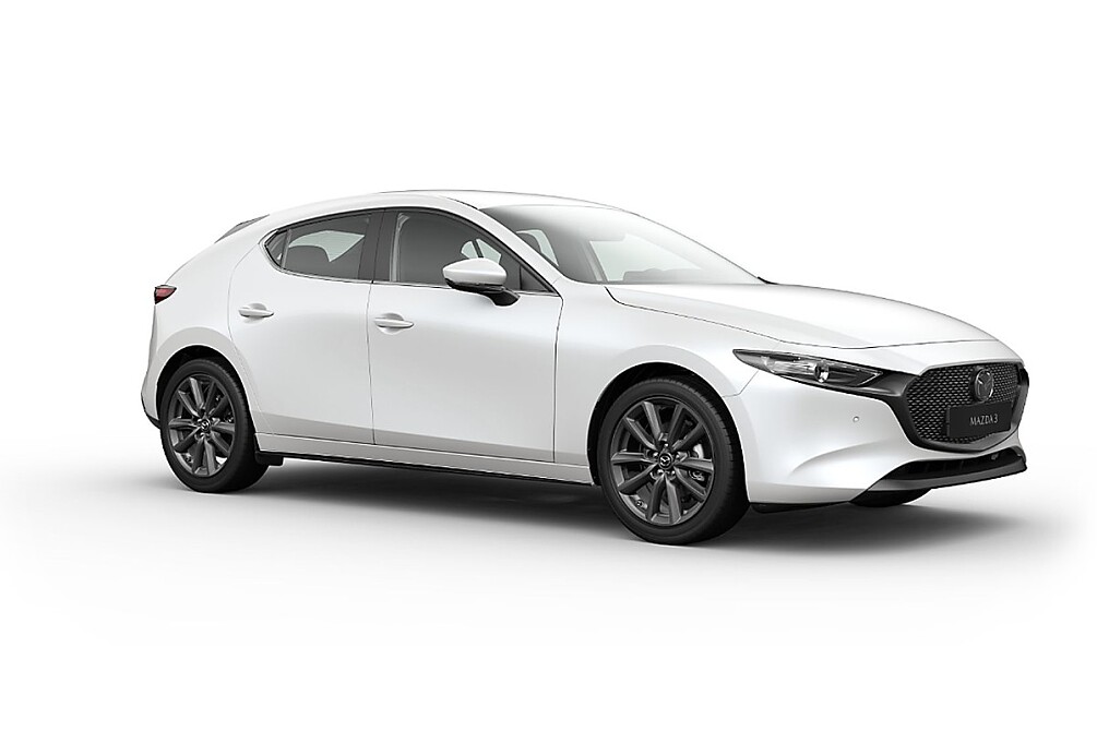 MAZDA3 CENTRE-LINE_Snowflake White_025.jpg