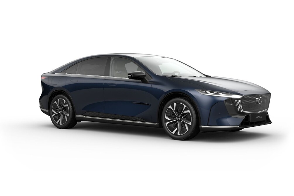 Mazda 6e - Kolor Deep Crystal Blue, zdjęcie 1