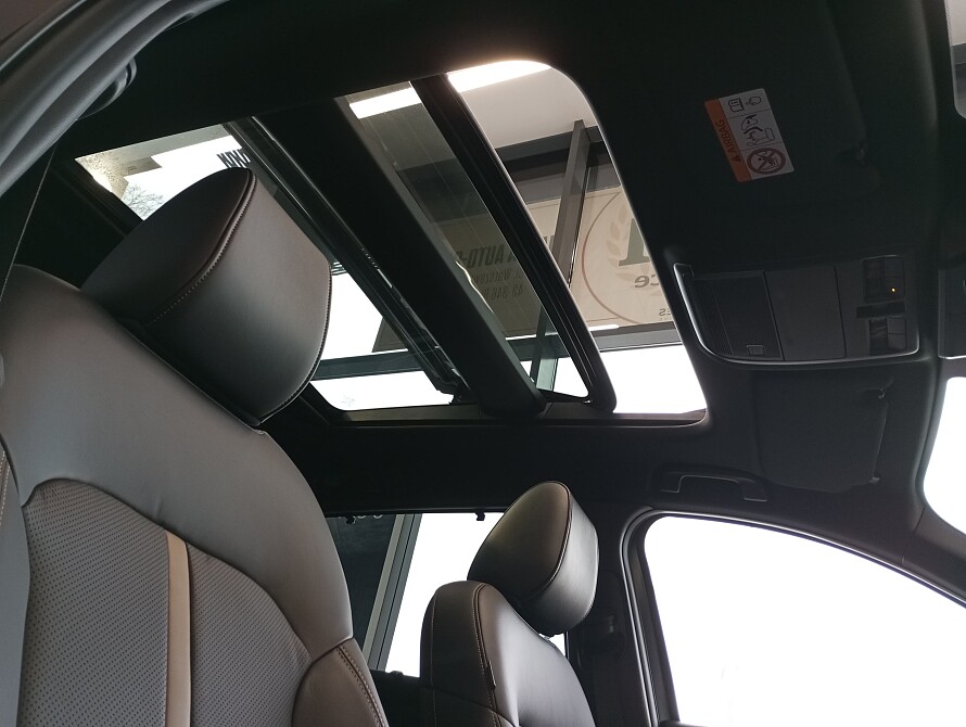 Mazda CX-80 - Kolor Artisan Red, zdjęcie 7