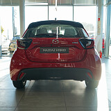 Mazda 2 Hybrid - Kolor Formal Red, zdjęcie 3