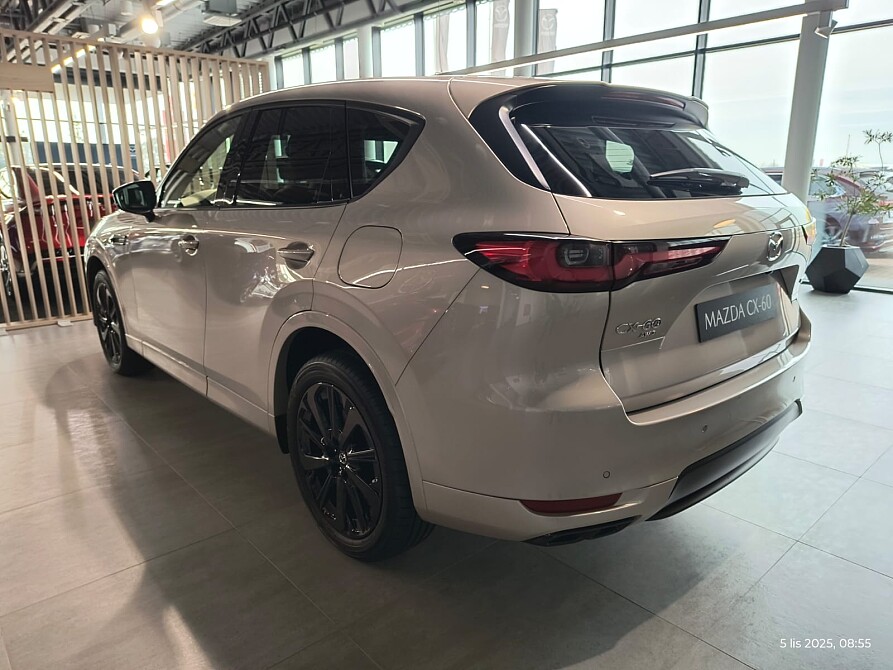 Mazda CX-60 - Kolor Platinum Quartz, zdjęcie 5