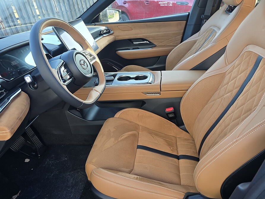 Mazda 6e - Kolor Deep Crystal Blue, zdjęcie 8