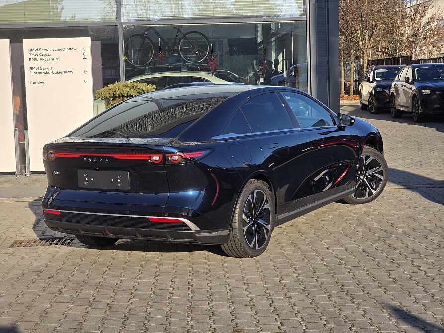 Mazda 6e - Kolor Deep Crystal Blue, zdjęcie 4