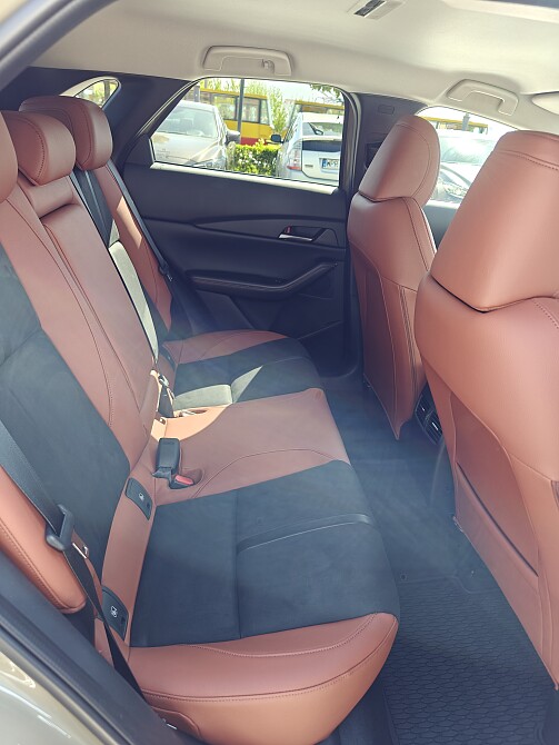 Mazda CX-30 - Kolor Zircon Sand Metalic, zdjęcie 9