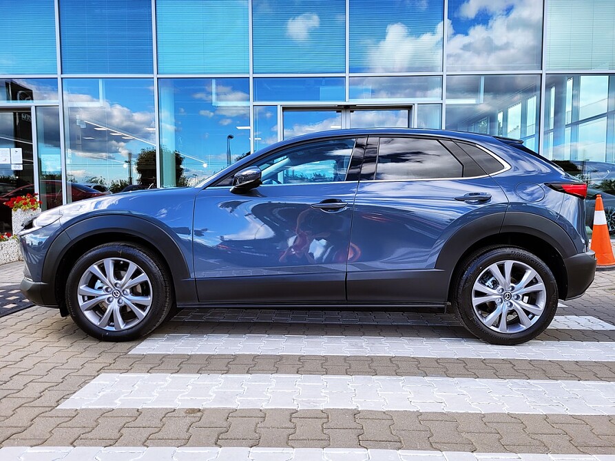 Mazda CX-30 - Kolor Polymetal Gray, zdjęcie 4