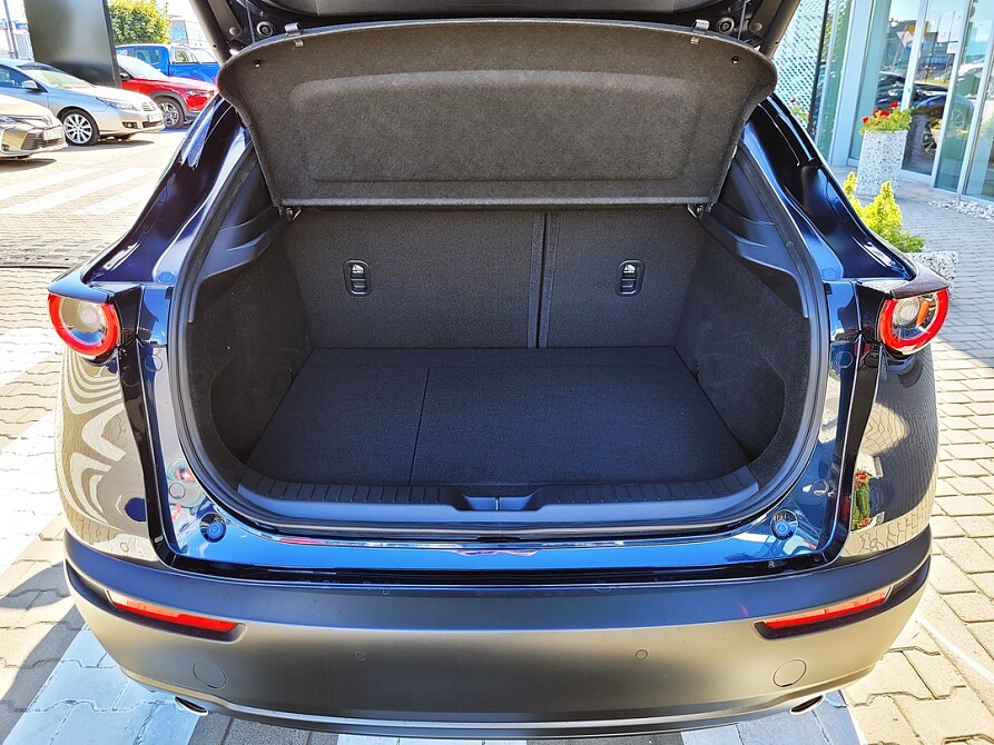 Mazda CX-30 - Kolor Deep Crystal Blue, zdjęcie 9