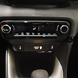 Mazda 2 Hybrid - Kolor Lead Grey, zdjęcie 8