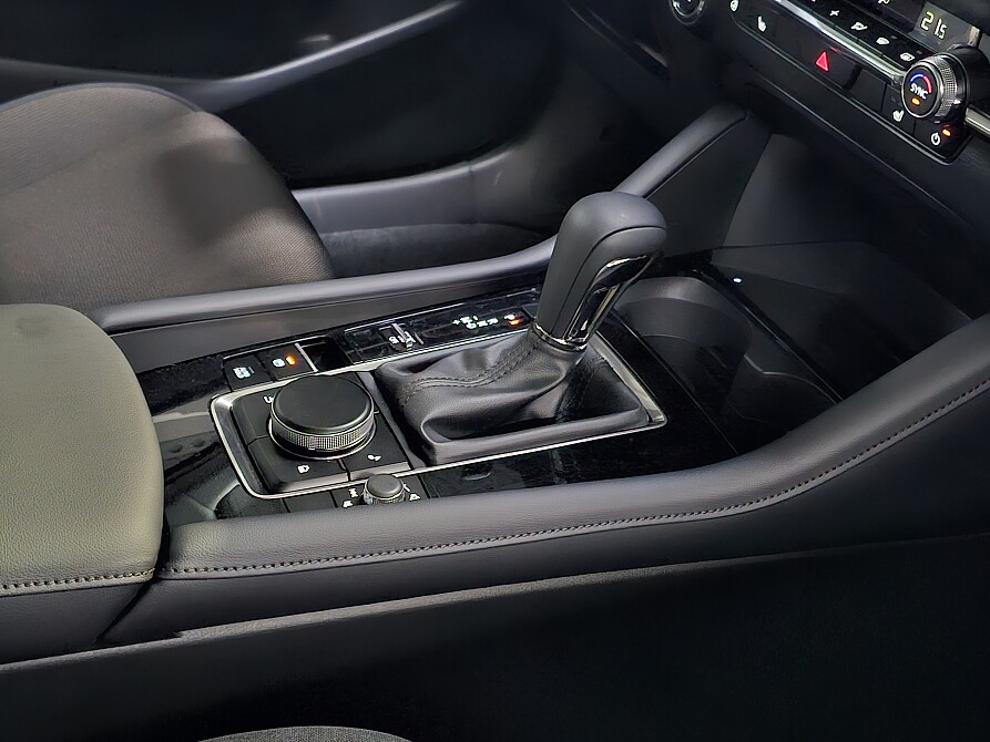 Mazda 3 - Kolor Machine Gray, zdjęcie 6