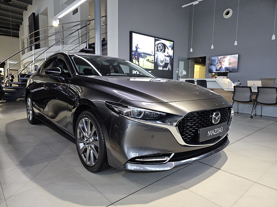 Mazda 3 - Kolor Machine Gray, zdjęcie 1