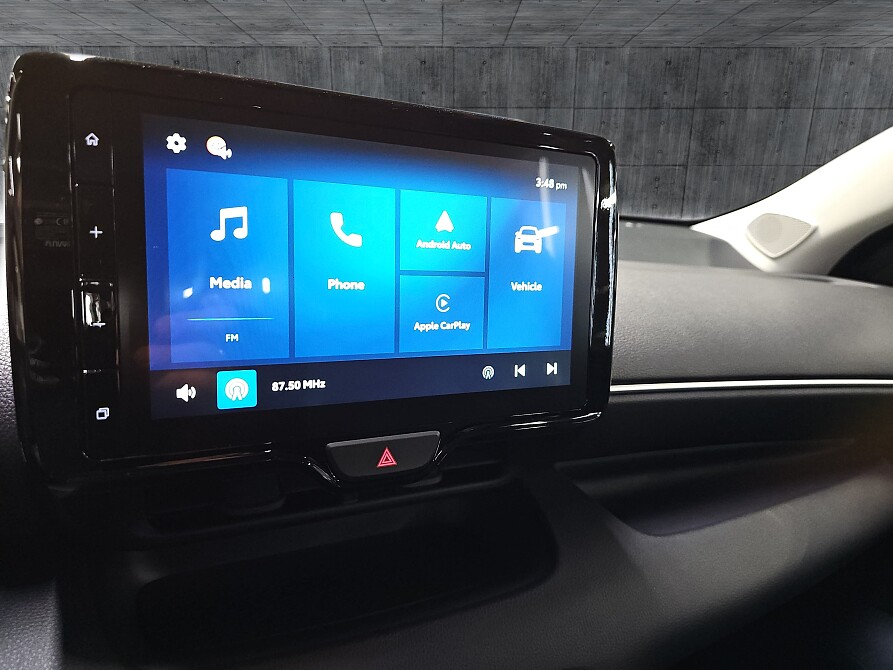 Mazda 2 Hybrid - Kolor Lead Grey, zdjęcie 11