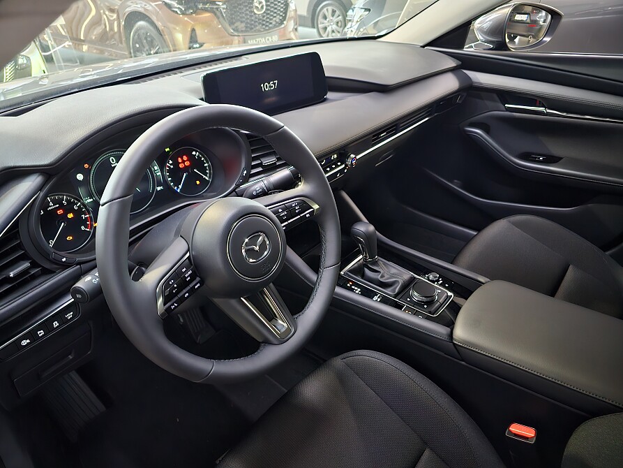 Mazda 3 - Kolor Machine Gray, zdjęcie 5