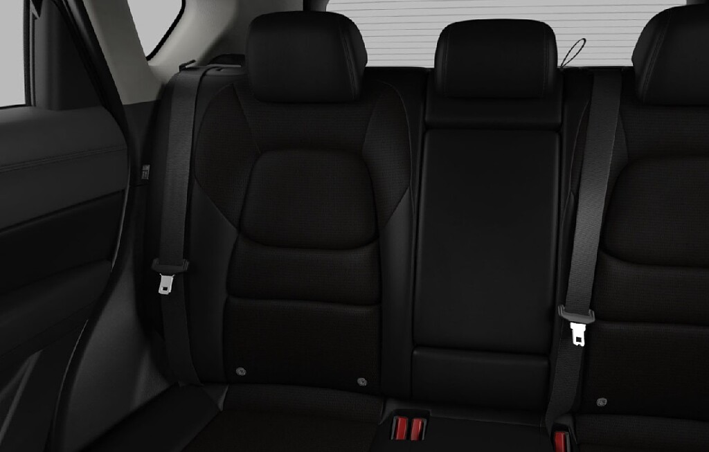 CX-5 centre-line - 2 rząd.jpg