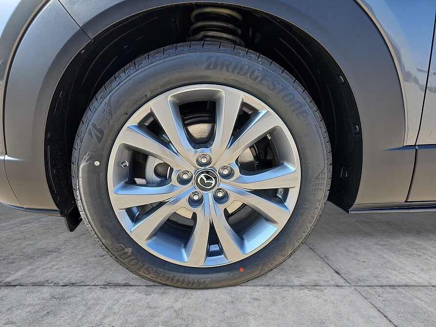 Mazda CX-30 - Kolor Machine Gray, zdjęcie 8