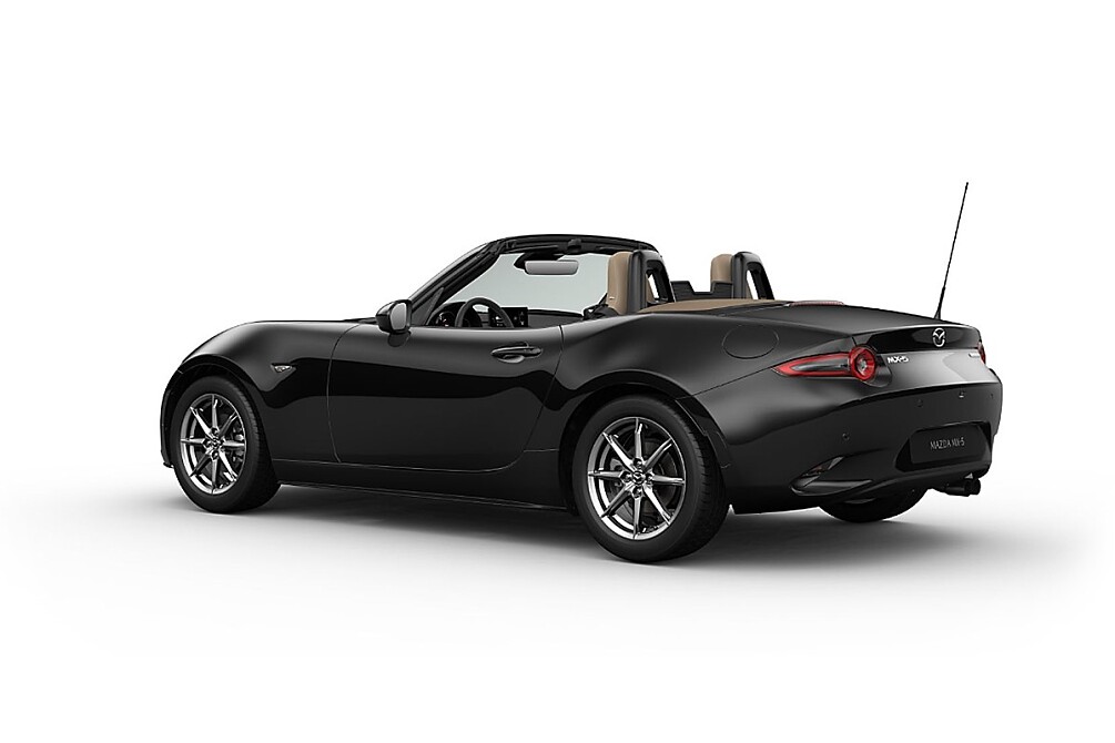MAZDA MX-5 KAZARI_Jet Black_149.jpg