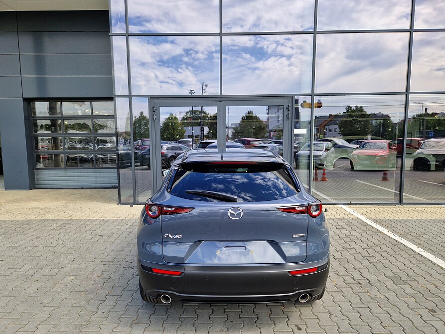 Mazda CX-30 - Kolor Polymetal Gray, zdjęcie 4