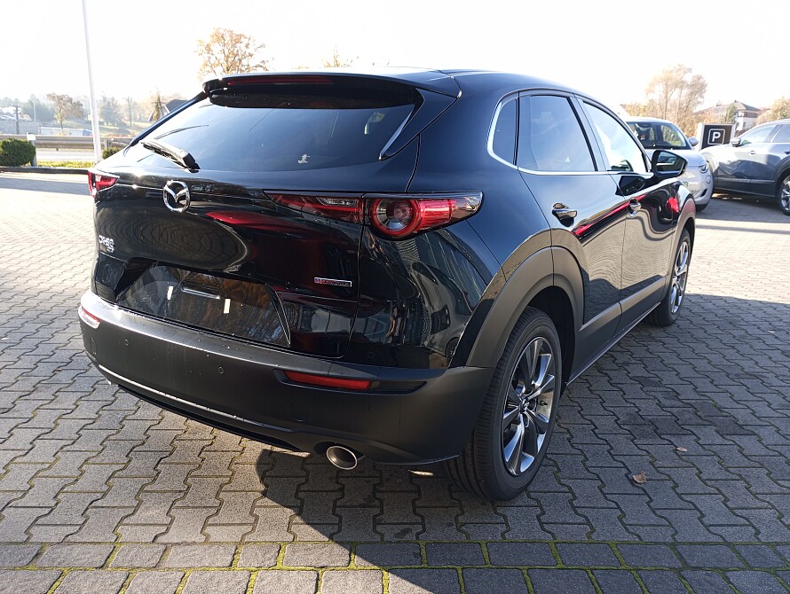 Mazda CX-30 - Kolor Jet Black, zdjęcie 15