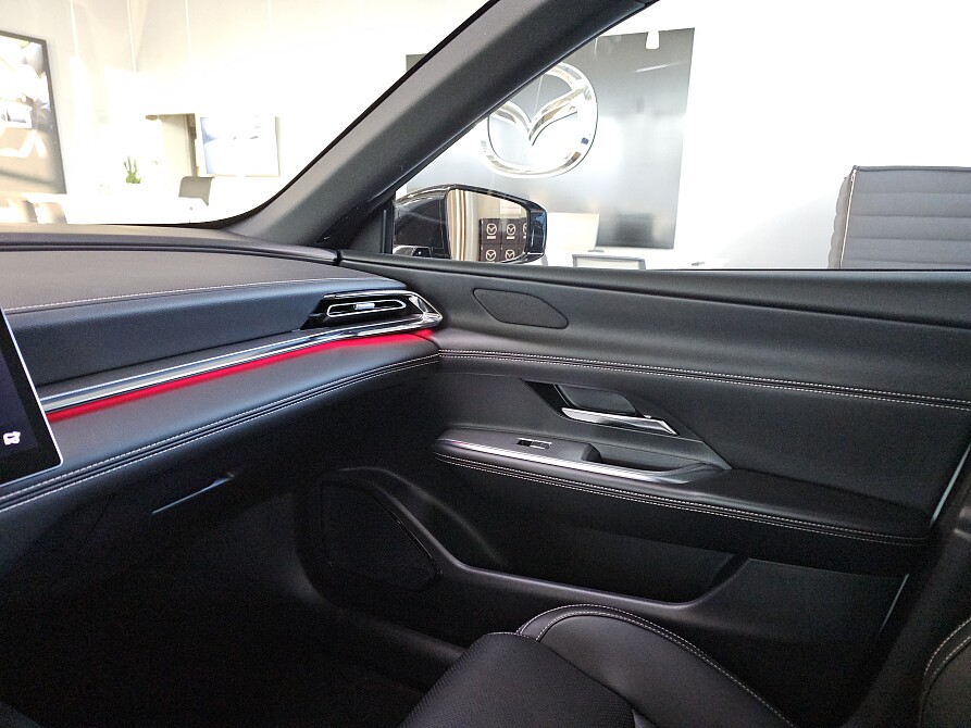 Mazda 6e - Kolor Biały, zdjęcie 6