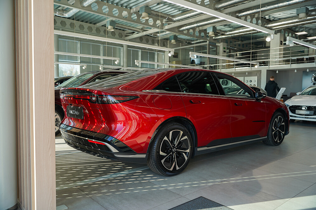 Mazda 6e - Kolor Soul Red Crystal, zdjęcie 4