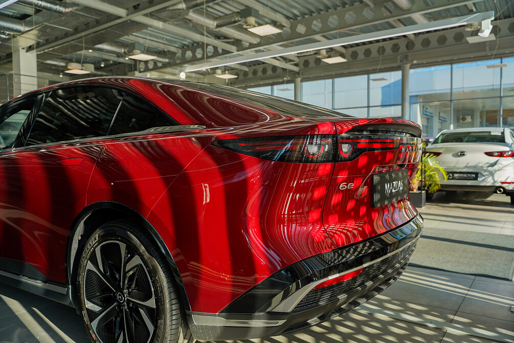 Mazda 6e - Kolor Soul Red Crystal, zdjęcie 5