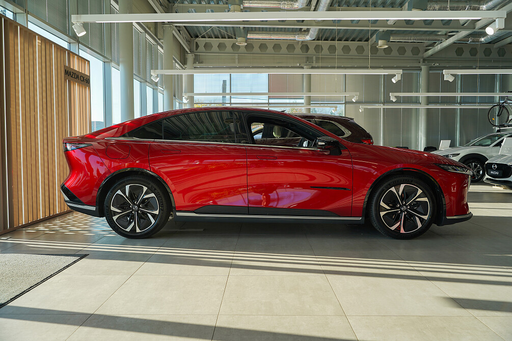 Mazda 6e - Kolor Soul Red Crystal, zdjęcie 3