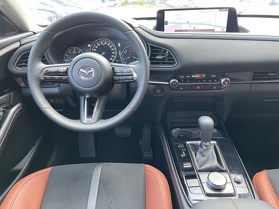 Mazda CX-30 - Kolor Jet Black, zdjęcie 13