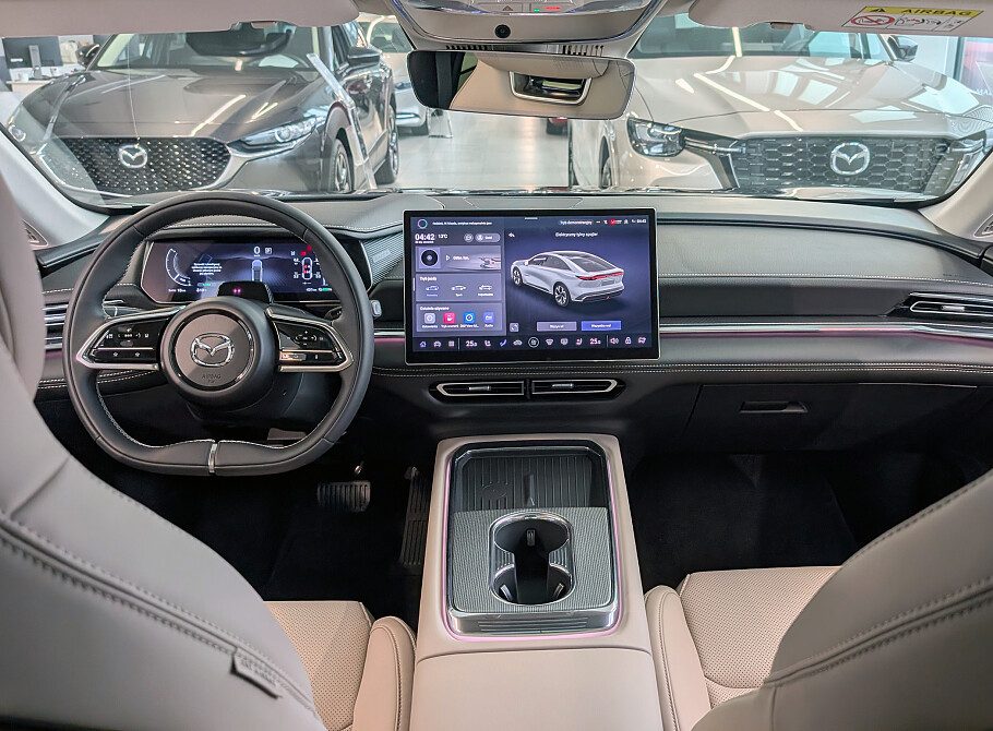 Mazda 6e - Kolor Machine Gray, zdjęcie 3