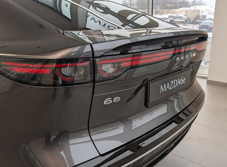 Mazda 6e - Kolor Machine Gray, zdjęcie 4