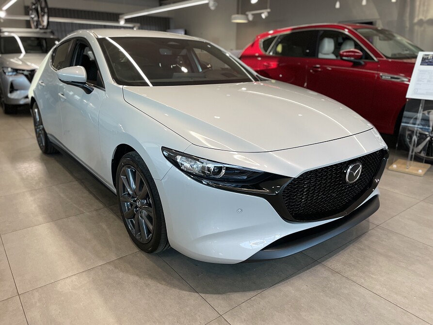 Mazda 3 - Kolor Ceramic Metalic, zdjęcie 1