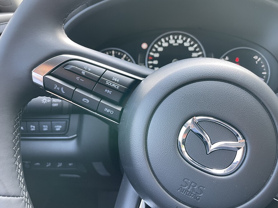 Mazda CX-30 - Kolor Jet Black, zdjęcie 14