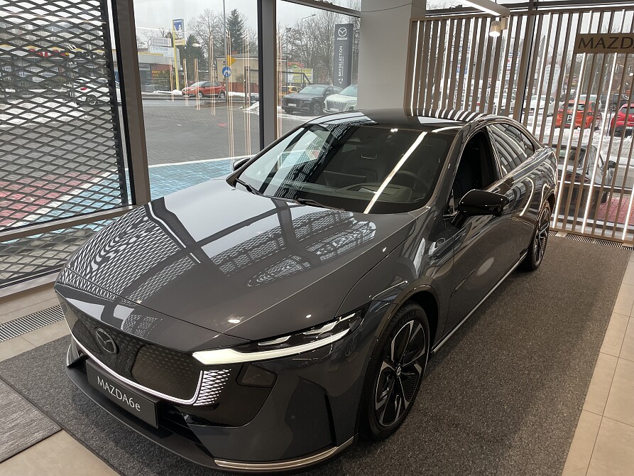 Mazda 6e - Kolor Polymetal Gray, zdjęcie 5