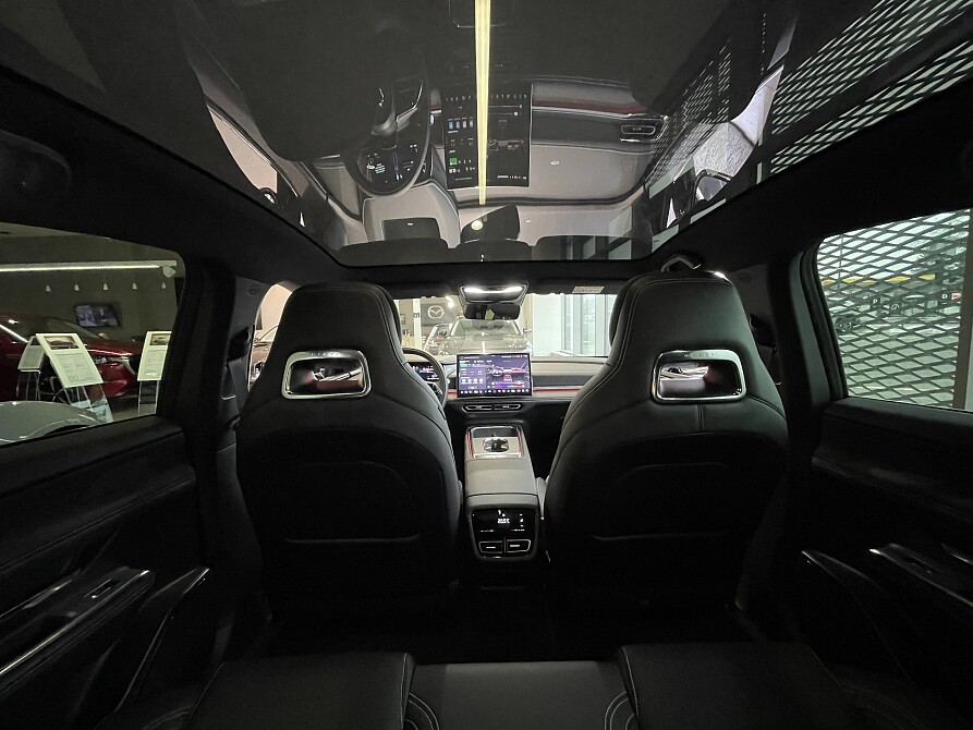 Mazda 6e - Kolor Polymetal Gray, zdjęcie 11