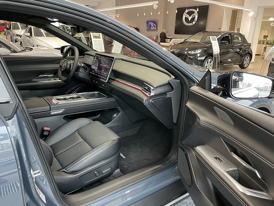 Mazda 6e - Kolor Polymetal Gray, zdjęcie 19