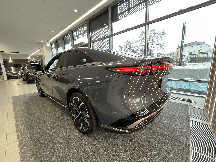 Mazda 6e - Kolor Polymetal Gray, zdjęcie 8