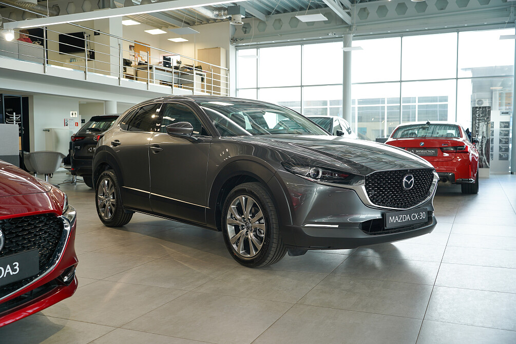 Mazda CX-30 - Kolor Machine Gray, zdjęcie 1
