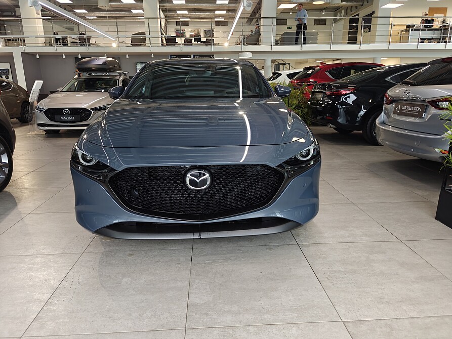 Mazda 3 - Kolor Polymetal Gray, zdjęcie 5