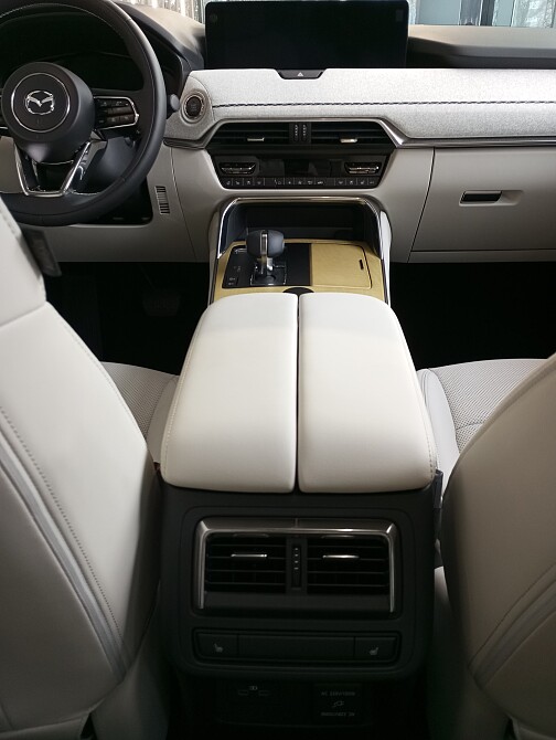 Mazda CX-60 - Kolor Machine Gray, zdjęcie 8