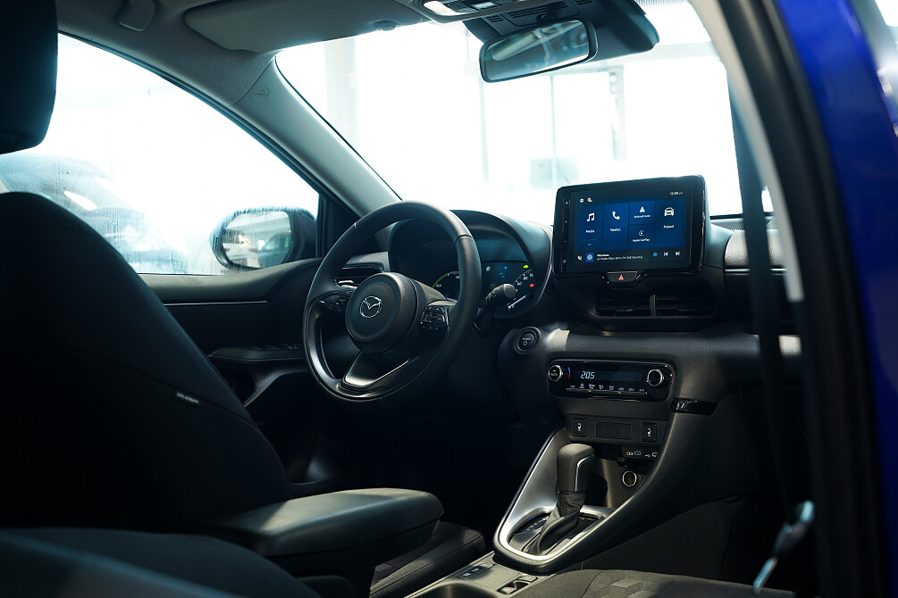 Mazda 2 Hybrid - Kolor Niebieski, zdjęcie 7