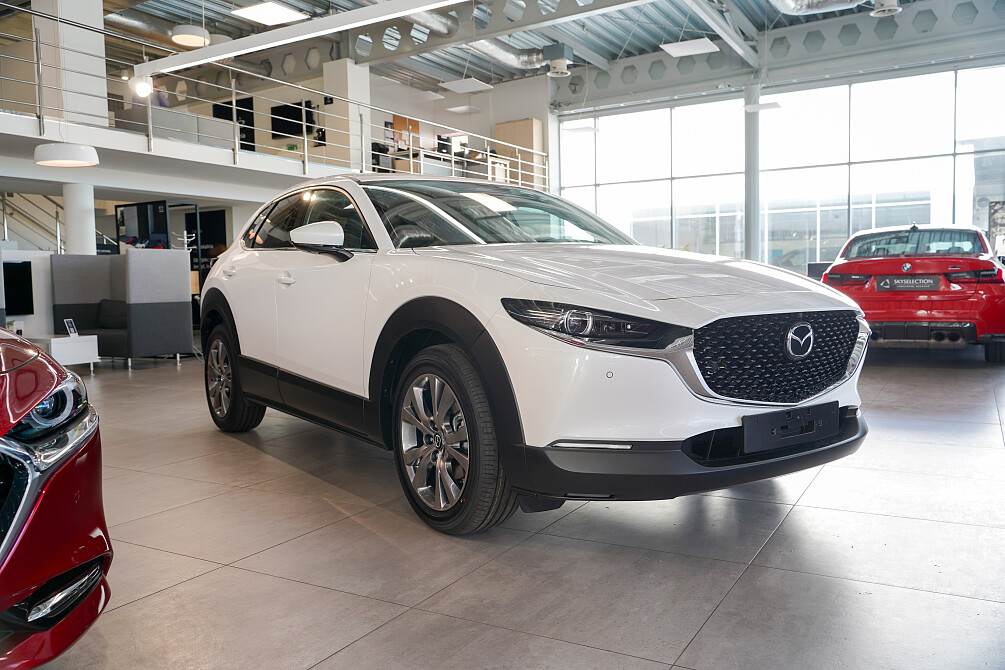 Mazda CX-30 - Kolor Snowflake White Pearl, zdjęcie 1