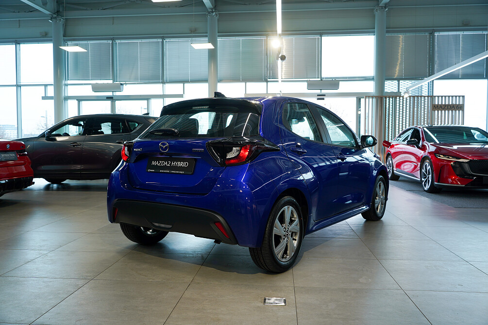 Mazda 2 Hybrid - Kolor Niebieski, zdjęcie 5