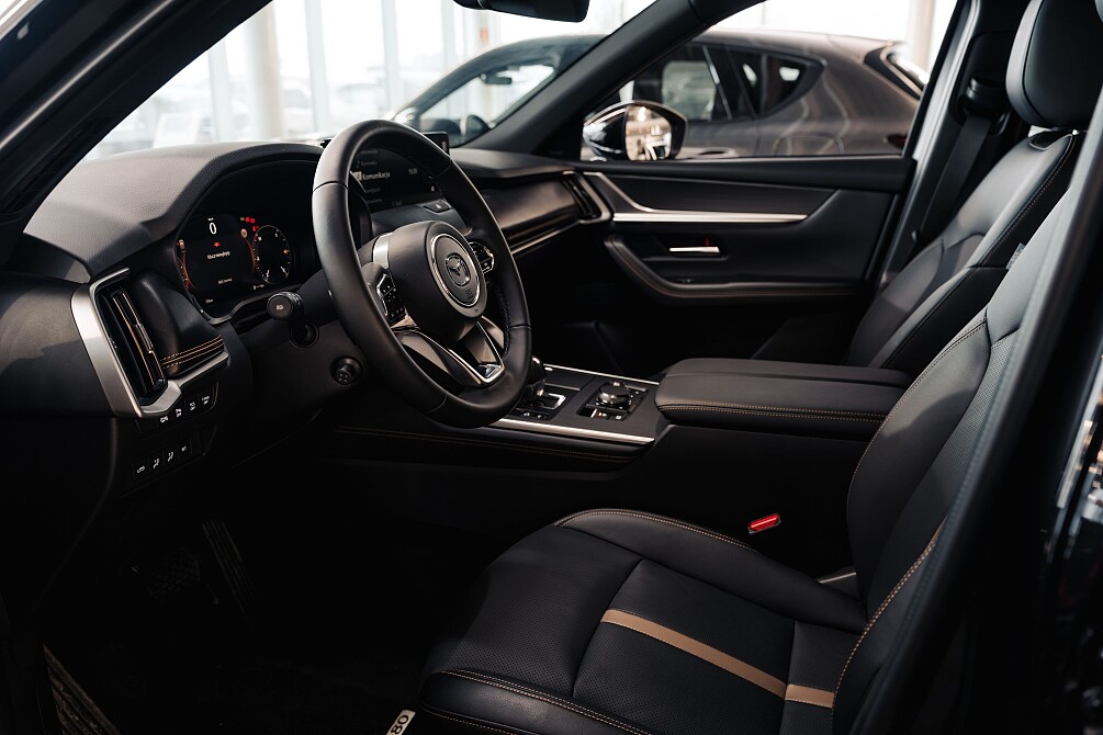 Mazda CX-80 - Kolor Jet Black, zdjęcie 7