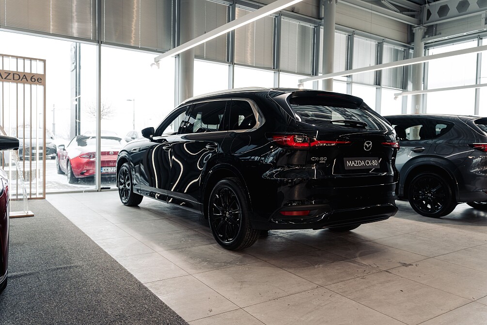 Mazda CX-80 - Kolor Jet Black, zdjęcie 6