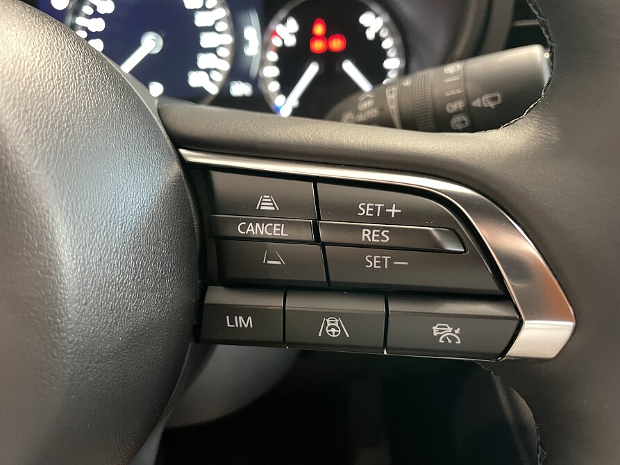 Mazda 3 - Kolor Ceramic Metalic, zdjęcie 9