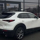 Mazda CX-30 - Kolor Snowflake White Pearl, zdjęcie 6