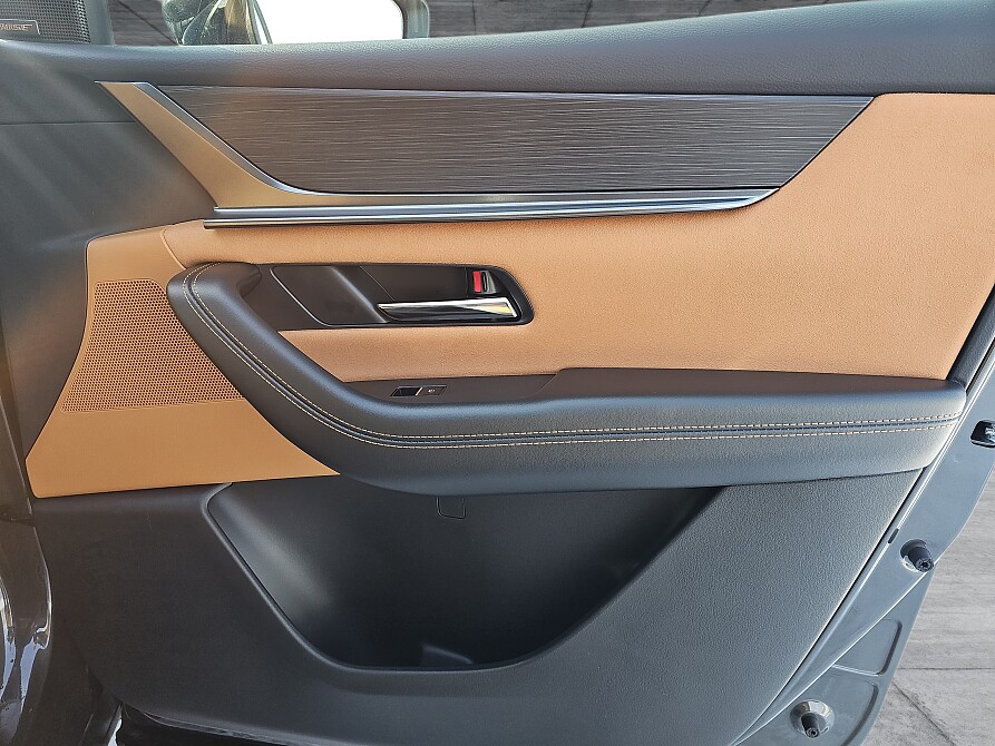 Mazda CX-60 - Kolor Machine Gray, zdjęcie 17