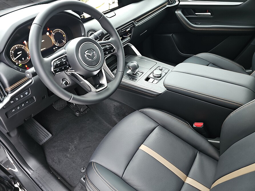 Mazda CX-60 - Kolor Machine Gray, zdjęcie 9