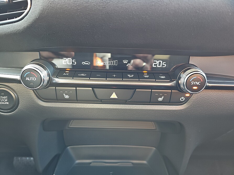 Mazda CX-30 - Kolor Soul Red Crystal, zdjęcie 10