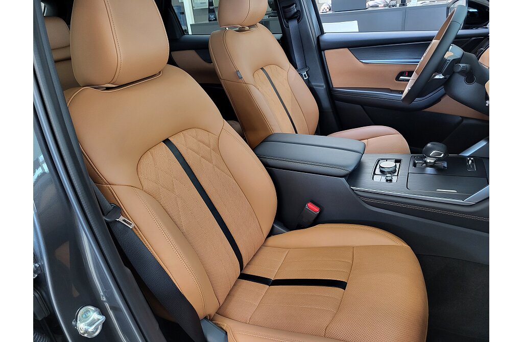 Mazda CX-60 - Kolor Machine Gray, zdjęcie 15